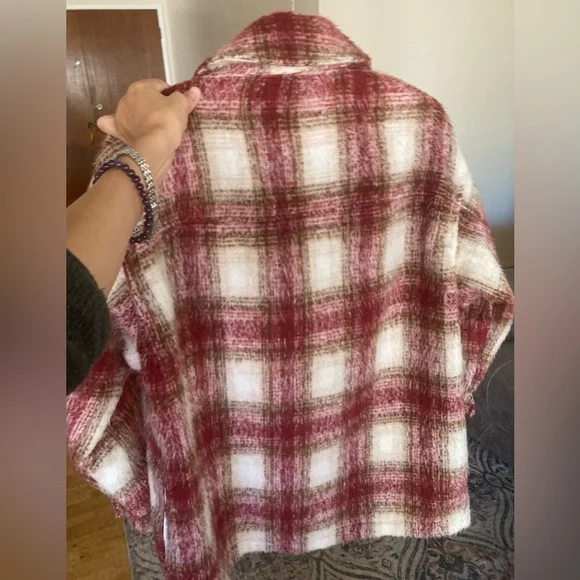 Zara Oversized Plaid Fuzzy Shacket Size XS - Picture 14 of 14